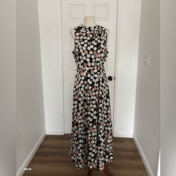 Anne Klein Dresses & Skirts - EUC Anne Klein Polka Dot Maxi Dress with Bow Accent Size 4